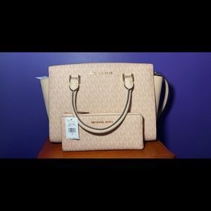 Ballet Pink Michael Kors purse and wallet
